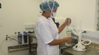 Darování spermatu po zemřelém je předmětem řady názorů.