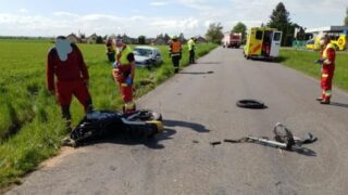 Motorka se srazila s autem, motorkář zemřel