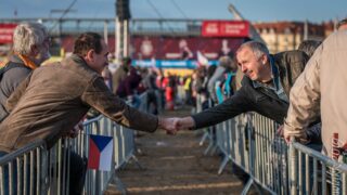 Vláda umožnila demonstraci.