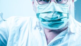 Počet nakažených se opět zvýšil.