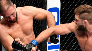 Procházka poslal soupeře do říše snů.