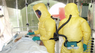 Počet nakažených je opět vysoký. Rekordní je v Praze.