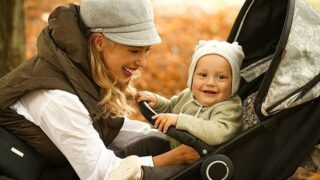 Aneta je půvabná maminka