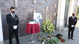 Česko se rozloučilo s Milošem Nesvatbou