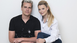 Julián se svou partnerkou Bárou.