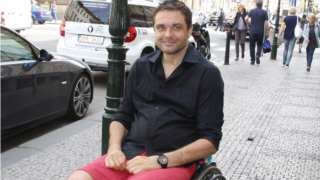 Před 11 lety Martin ochrnul.