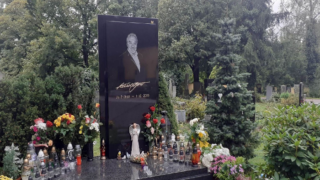 Hrob Karla Gotta na Malvazinkách