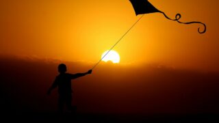 V Česku zavládlo chladnější a větrné počasí