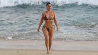 Kim ukázala velmi pohublou postavu.