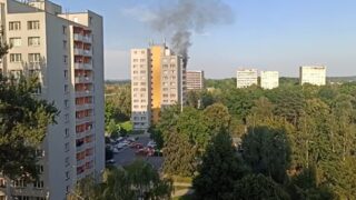 Úmyslně založený požár si vyžádal 11 obětí.