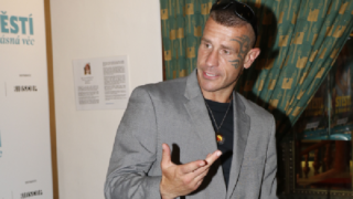 Robert Rosenberg promluvil o své minulosti