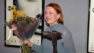 Iva Janžurová si přebrala krásnou cenu