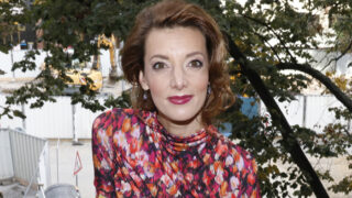 Dasha se snaží trávit čas s rodinou