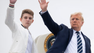 Trumpův syn Barron prodělal koronavirus.