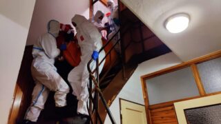 Morbidně obézní pacienti potřebují speciální sanitní vůz přizpůsobený jejich váze