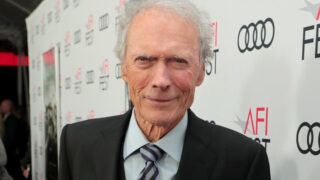 Vnučka slavného herce je talentovaná bubenice