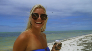 Natálka je velmi půvabná nevěsta