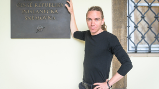 Ivan Bartoš je k očkování spíše zdrženlivější