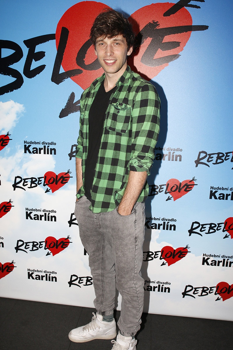 Herec Roman Tomeš dostal od manželky nečekaný dárek. Byla to příjemná