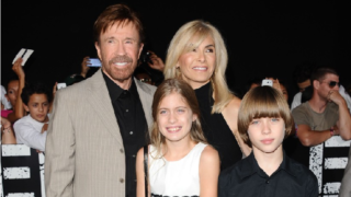 Chuck Norris se svou rodinou