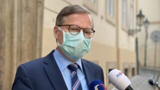 Petr Fiala kritizuje chování státu vůči medikům