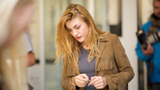 Frances Bean Cobainová vyrostla do krásy