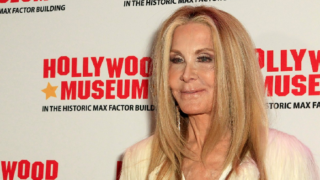 Herečka Joan Van Ark