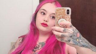 Lilith se blíží váze 200 kilogramů a hájí obézní lidi