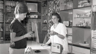 Nakupování před rokem 1989