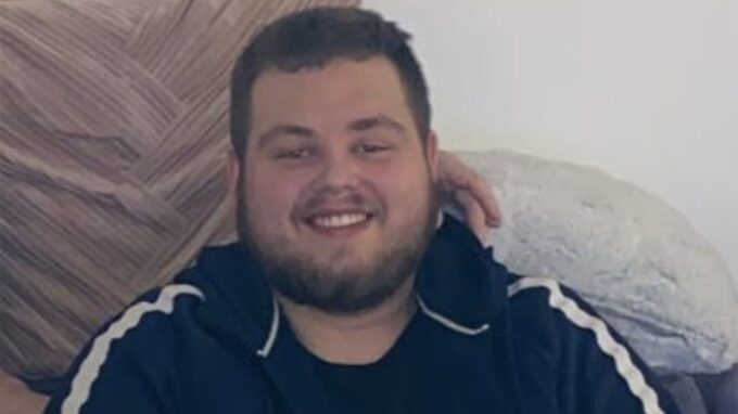 22letému mladíkovi se podařilo zhubnout přes 100 kilogramů