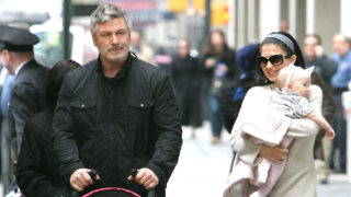 Alec Baldwin s manželkou a dcerkou