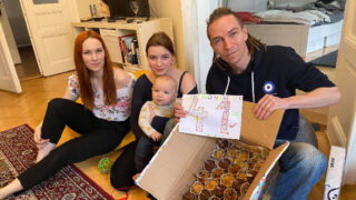 Předseda Pirátů Ivan Bartoš oslavil narozeniny