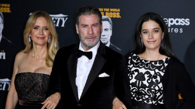 Herec John Travolta, zesnulá manželka Kelly Prestonová a dcera Ella