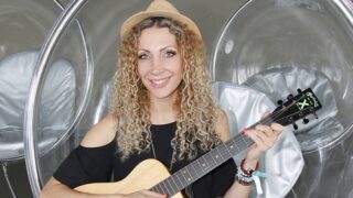 Zpěvačka Olga Lounová