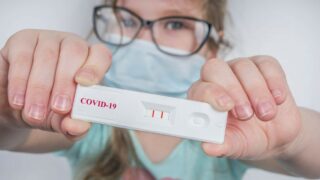 Covid-19 test - Ilustrační snímek