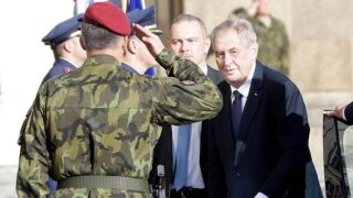 Vrchní velitel ozbrojených sil Miloš Zeman