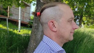 Martin Kocián se pochlubil novým účesem