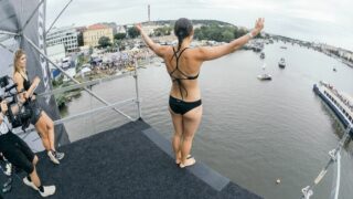 Skoky do vody v Praze