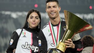 Ronaldo s partnerkou Giorginou Rodriguezovou ještě v dresu Juventusu.