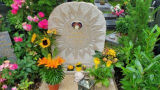 Místo posledního odpočinku zpěváka Daniela Nekonečného