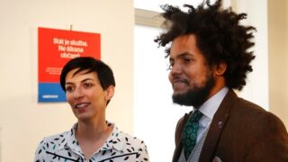 Dominik Feri s kamarádkou a šéfkou TOP 09 Markétou Pekarovou Adamovou