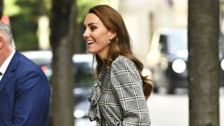 Vévodkyně Kate v šatech za cca 500 korun