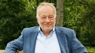 Herec, bavič a spisovatel Luděk Sobota