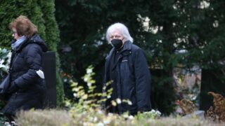 Václav Neckář na pohřbu Mekyho Žbirky