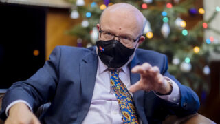 Ministr zdravotnictví Vlastimil Válek