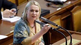 Ministryně Jana Černochová