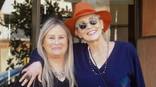 Herečka Sharon Stoneová se sestrou