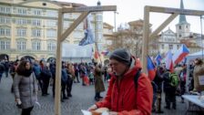 Demonstrace v centru Prahy na začátku února