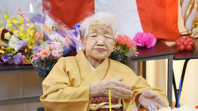 Nejstarší člověk na světě, Japonka Kane Tanaka.