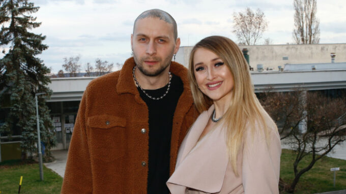 Sharlota s manželem